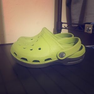 kids crocs